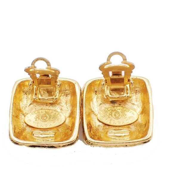 CHANEL Logo Square Matelasse Earrings 25 Clip-On Gold France Vintage 468-082225 - Picture 4 of 8
